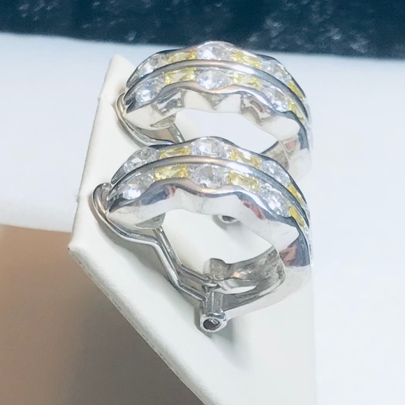 Vintage Ivana Trump Sterling Silver & CZ Huggie Earrings - Picture 3 of 13